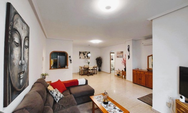 Sale - Ground Floor -
Torrevieja - Playa de los Locos