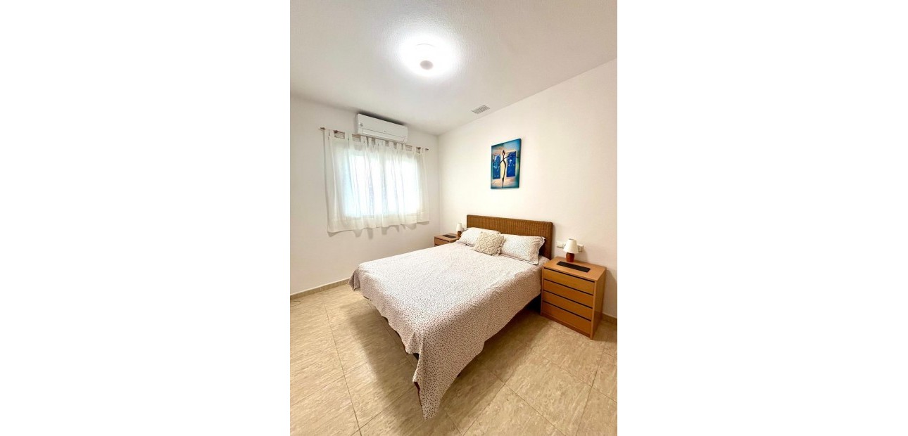 Venta - Ground Floor -
Torrevieja - Playa de los Locos