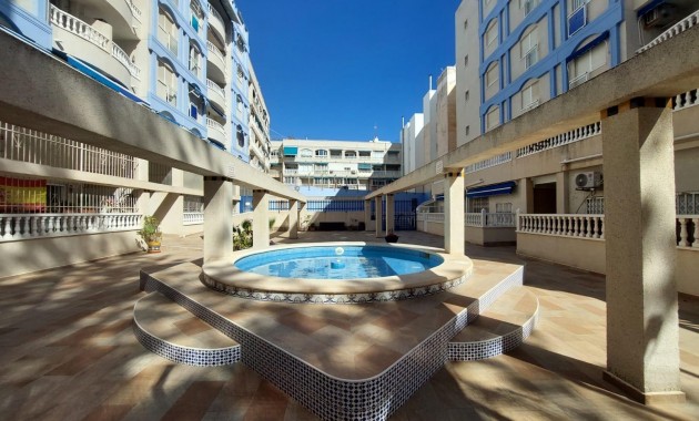 Venta - Ground Floor -
Torrevieja - Playa de los Locos