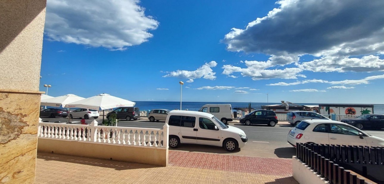 Sale - Ground Floor -
Torrevieja - Playa de los Locos