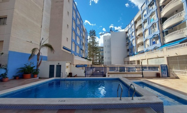 Sale - Ground Floor -
Torrevieja - Playa de los Locos