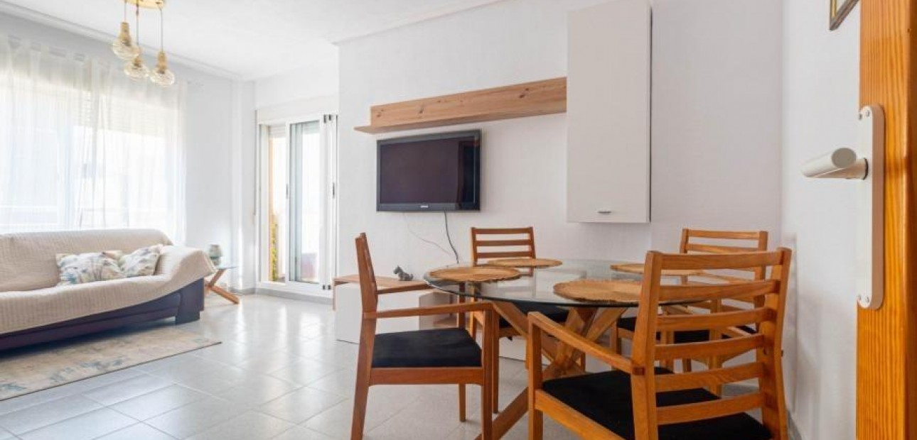 Herverkoop - Appartement / flat -
Torrevieja - Cabo cervera