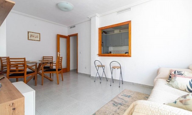 Herverkoop - Appartement / flat -
Torrevieja - Cabo cervera