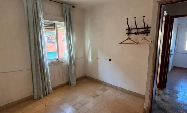 Sale - Apartment / flat -
Alicante - Carolinas altas