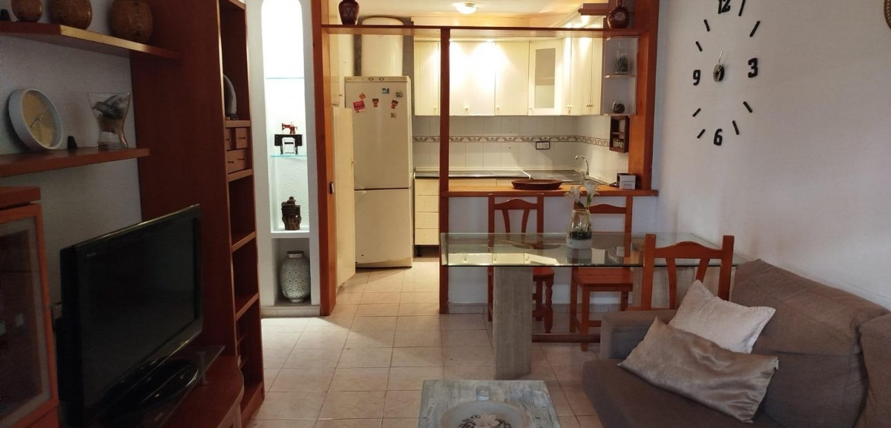 Herverkoop - Bungalow -
Torrevieja - Torreblanca