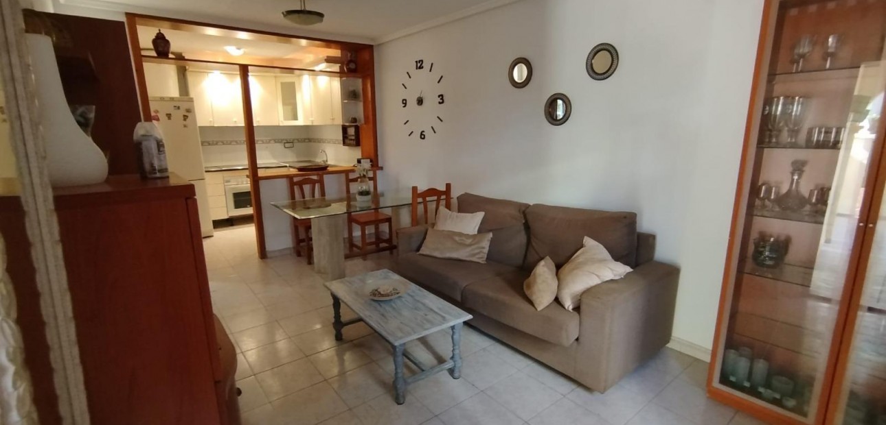 Herverkoop - Bungalow -
Torrevieja - Torreblanca