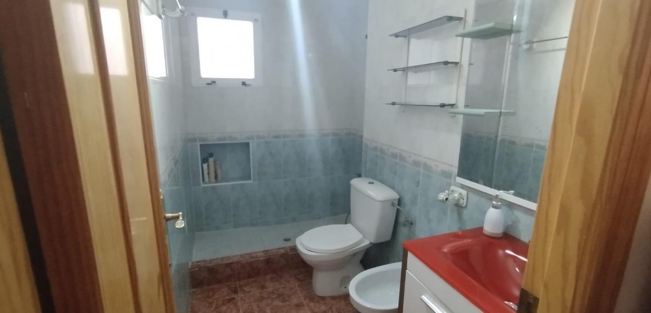 Sale - Bungalow -
Torrevieja - Torreblanca