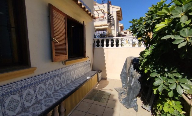 Herverkoop - Bungalow -
Torrevieja - Torreblanca