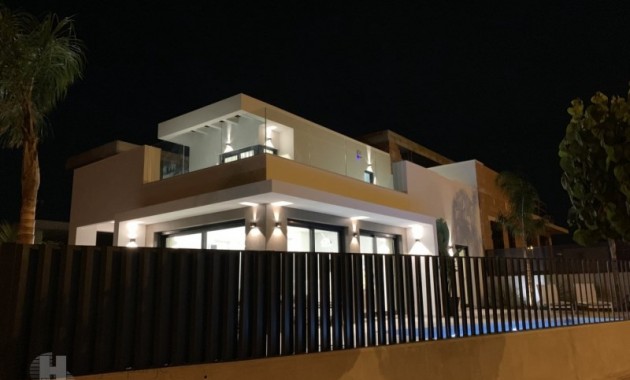 Nueva construcción  - Villa -
Daya Nueva