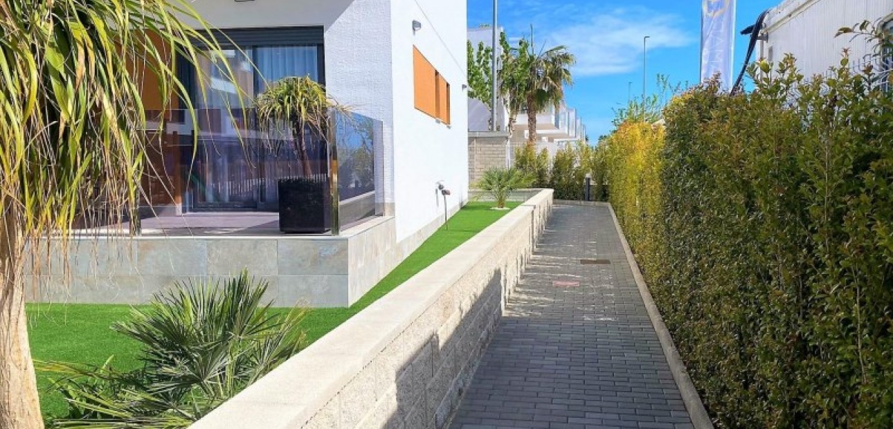 New Build - Bungalow -
Alicante - Pilar de la Horadada