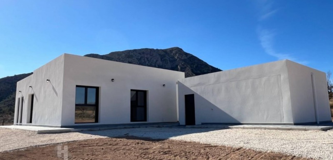 Nueva construcción  - Villa -
La Canalosa - Hondón de las Nieves / el Fondó de les Neus