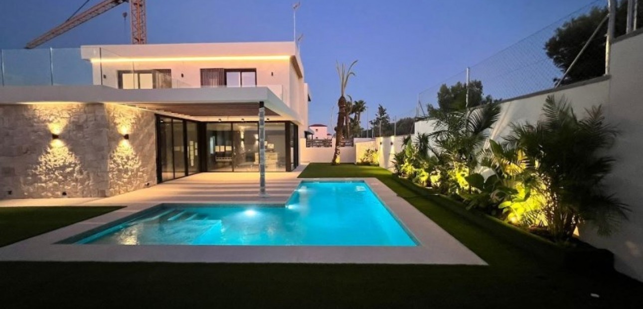 Nueva construcción  - Villa -
Orihuela Costa - Orihuela