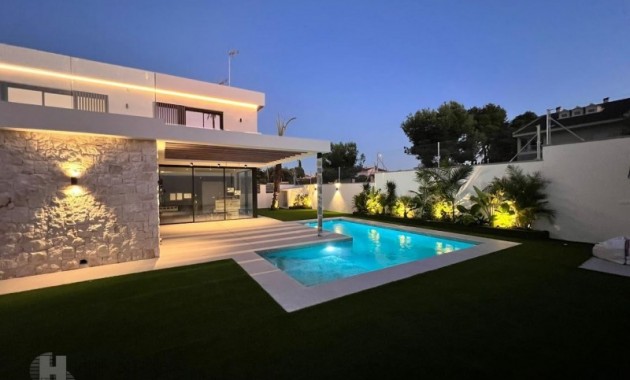 Nueva construcción  - Villa -
Orihuela Costa - Orihuela