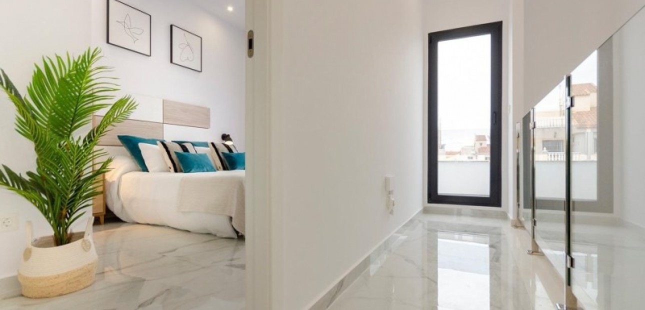 Nueva construcción  - Villa -
La Torreta - Torrevieja