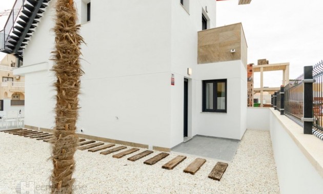 Nieuwbouw - Villa -
La Torreta - Torrevieja