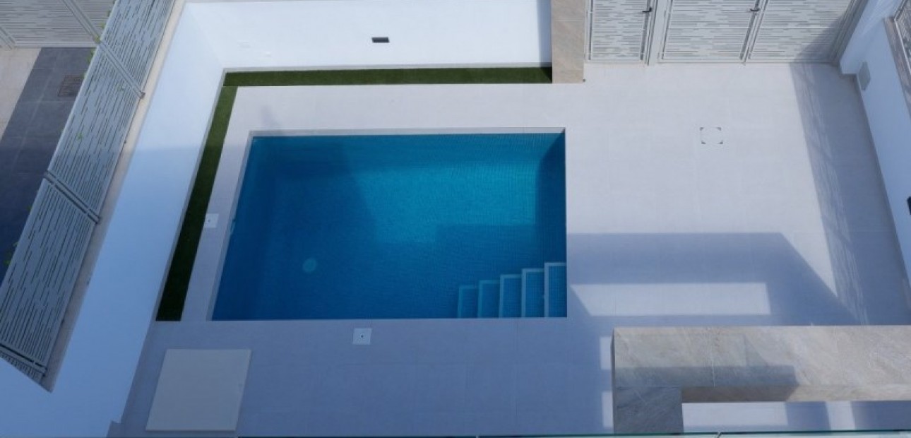 New Build - Villa -
Filipinas - San Miguel de Salinas