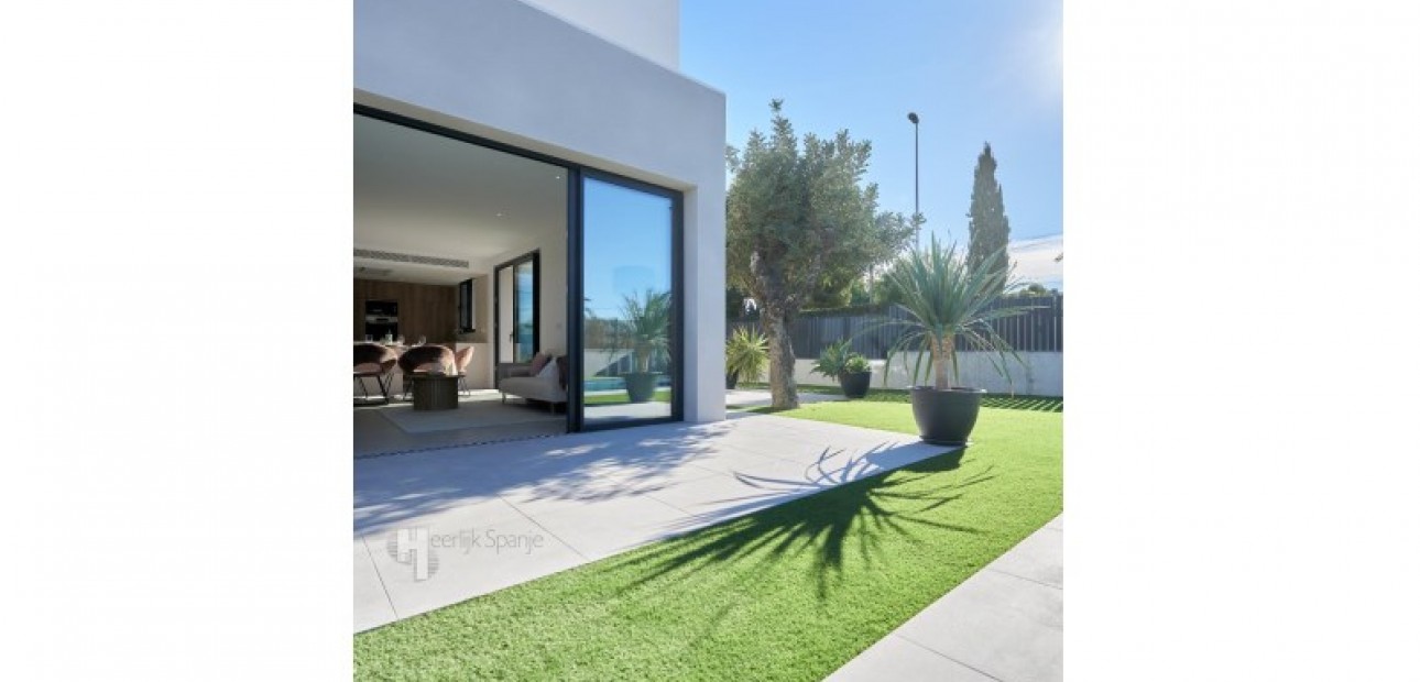 Nueva construcción  - Villa -
La Font - Sant Joan d'Alacant