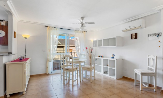 Venta - Apartamento / piso -
Orihuela