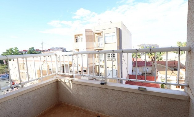 Herverkoop - Appartement / flat -
Torrevieja - Acequion