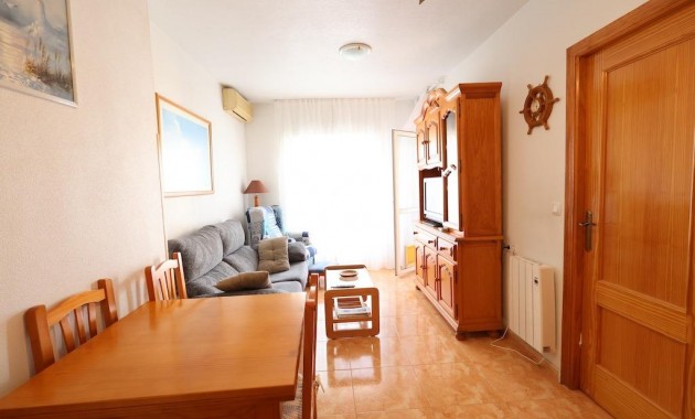 Herverkoop - Appartement / flat -
Torrevieja - Acequion