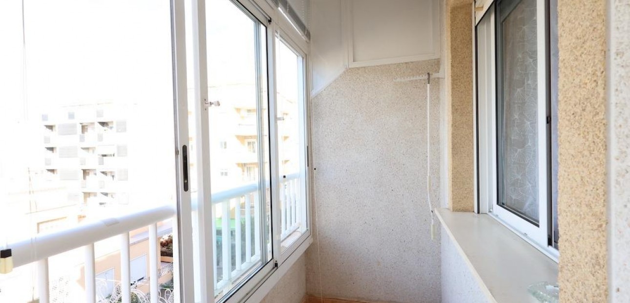 Herverkoop - Appartement / flat -
Torrevieja - Acequion