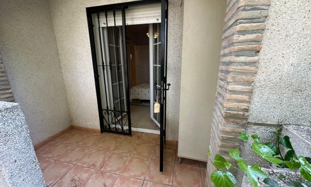 Sale - Terraced house -
Orihuela Costa - Villamartin