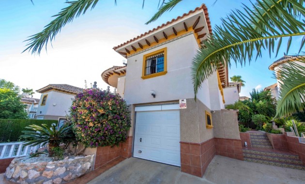Sale - Villa -
Villamartin