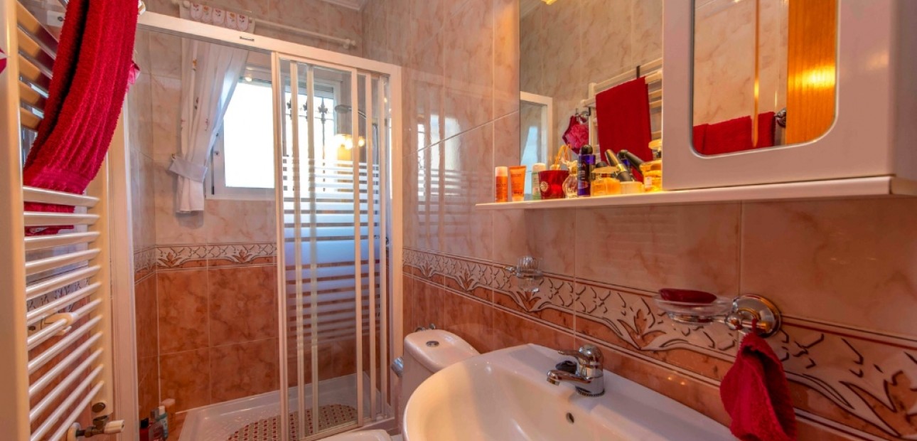 Sale - Villa -
Villamartin