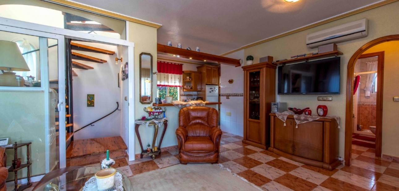 Sale - Villa -
Villamartin