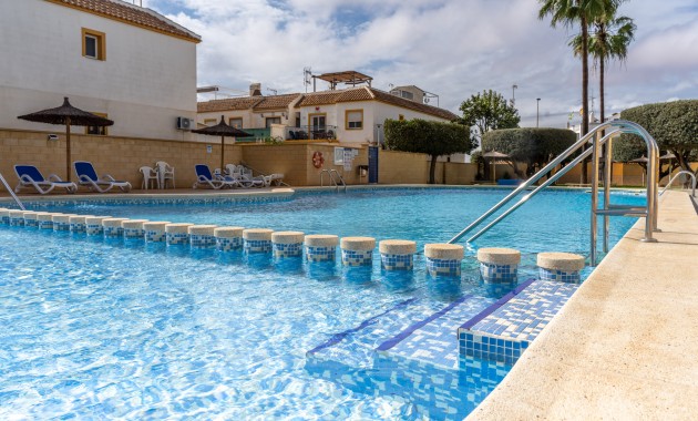 Sale - Bungalow -
Torrevieja