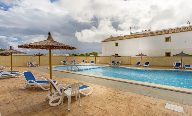 Sale - Bungalow -
Torrevieja