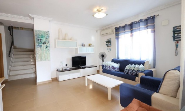 Sale - Terraced house -
Orihuela Costa - Punta Prima