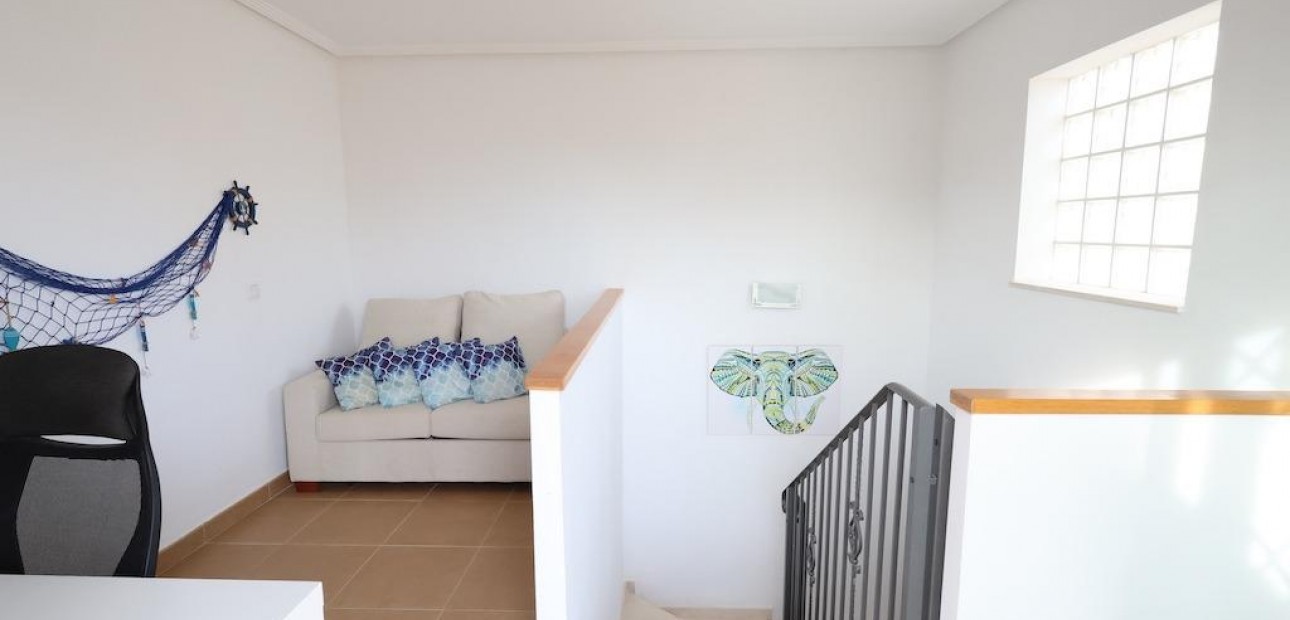 Venta - Terraced house -
Orihuela Costa - Punta Prima