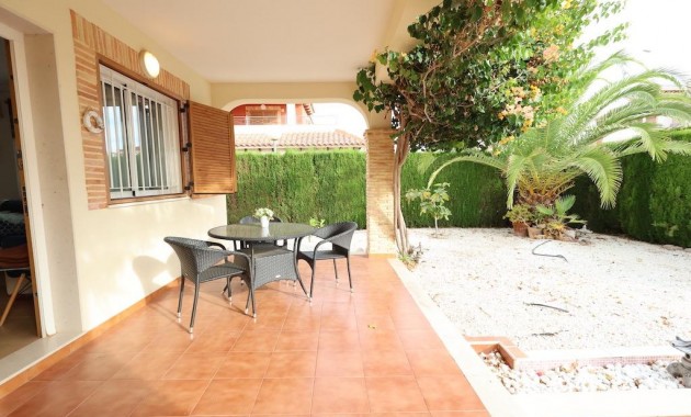 Sale - Terraced house -
Orihuela Costa - Punta Prima