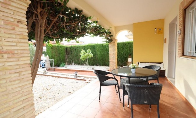 Venta - Terraced house -
Orihuela Costa - Punta Prima