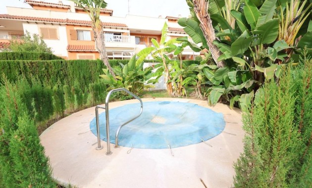 Sale - Terraced house -
Orihuela Costa - Punta Prima