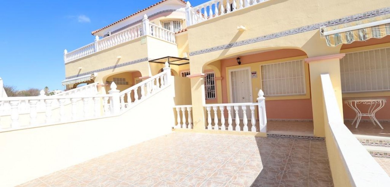 Venta - Terraced house -
Orihuela Costa - Las Filipinas