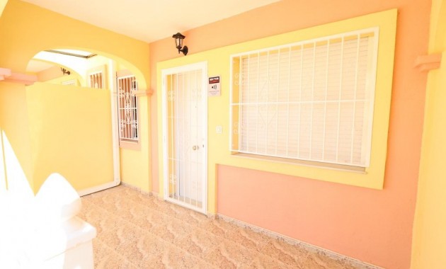 Sale - Terraced house -
Orihuela Costa - Las Filipinas