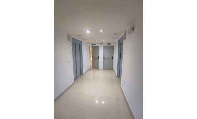 Venta - Apartamento / piso -
Guardamar del Segura - Pueblo