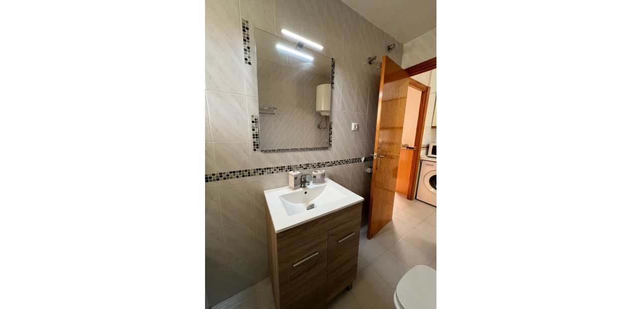 Herverkoop - Penthouse -
Torrevieja - torrevieja