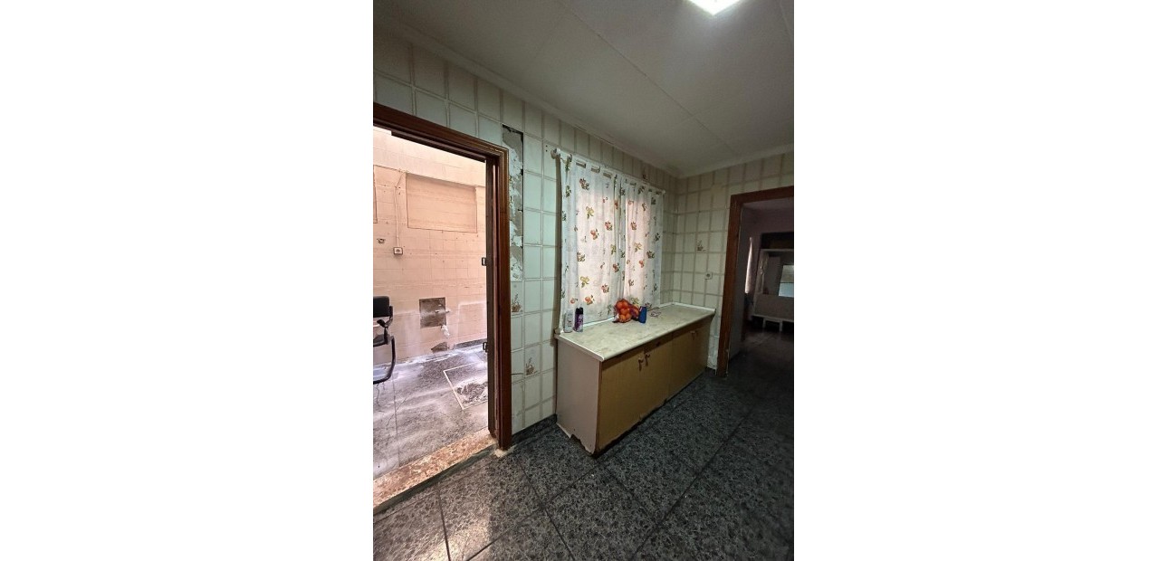 Sale - Ground Floor -
Torrevieja - torrevieja