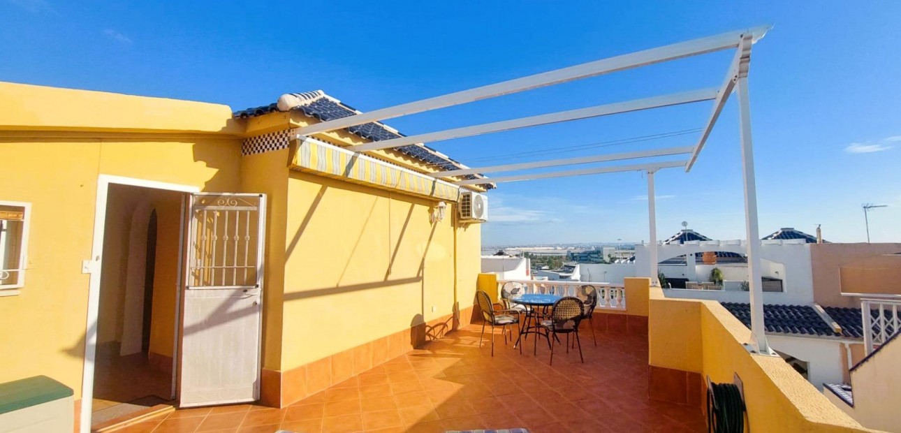 Sale - Villa -
Torrevieja - Los Balcones - Los Altos del Edén