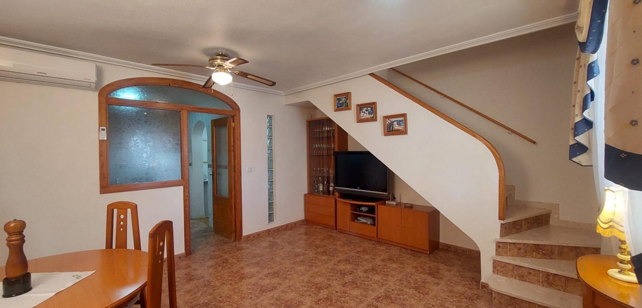 Sale - Villa -
Torrevieja - Los Balcones - Los Altos del Edén