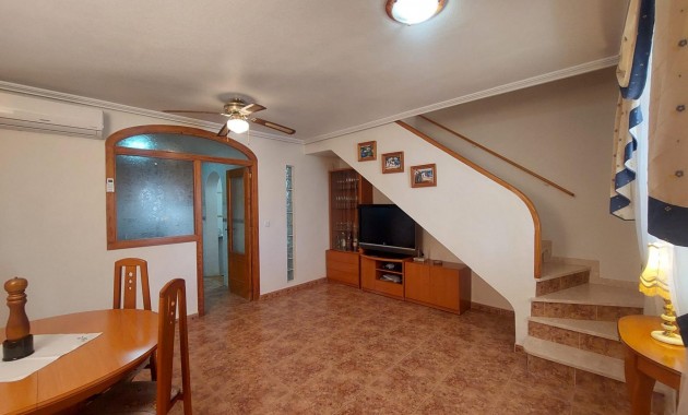 Sale - Villa -
Torrevieja - Los Balcones - Los Altos del Edén