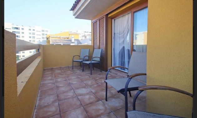 Venta - Apartamento / piso -
Torrevieja - Punta prima