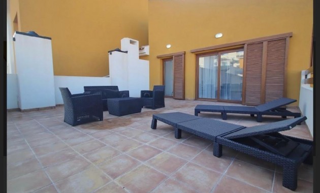 Venta - Apartamento / piso -
Torrevieja - Punta prima