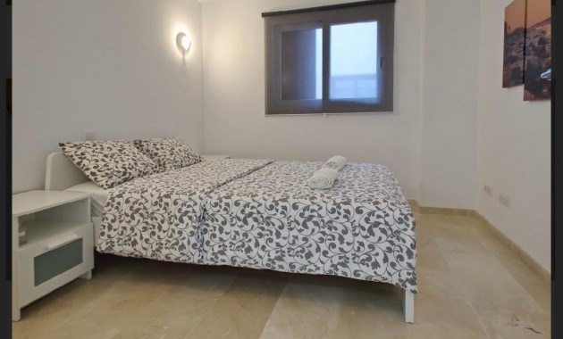 Venta - Apartamento / piso -
Torrevieja - Punta prima