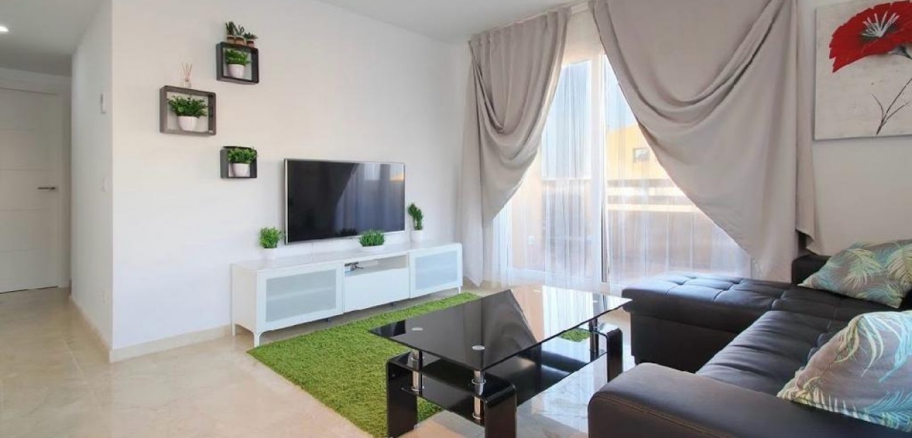 Venta - Apartamento / piso -
Torrevieja - Punta prima