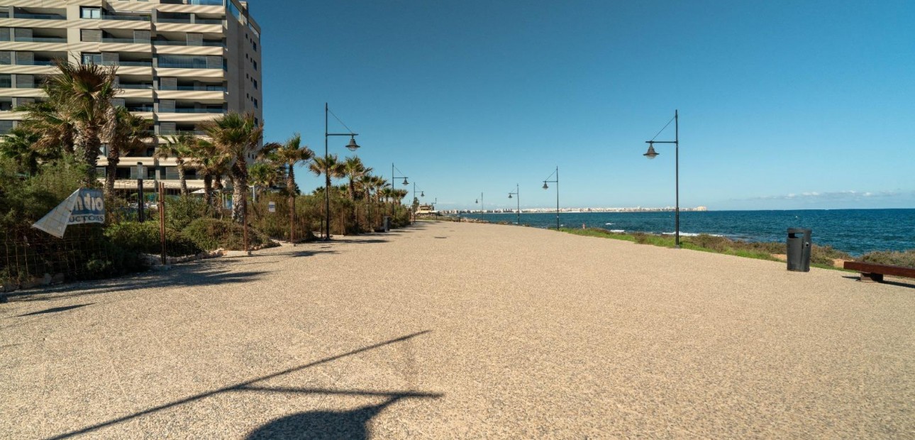 Venta - Ático -
Torrevieja - Punta prima