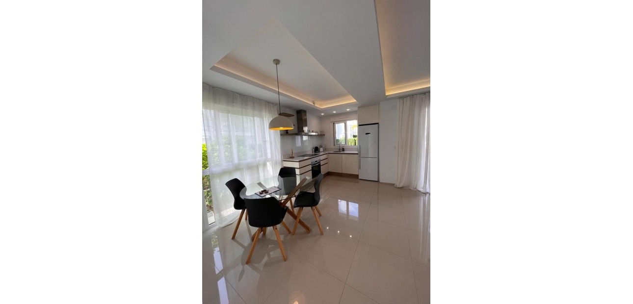 Sale - Bungalow -
Ciudad quesada - Dona Pepa